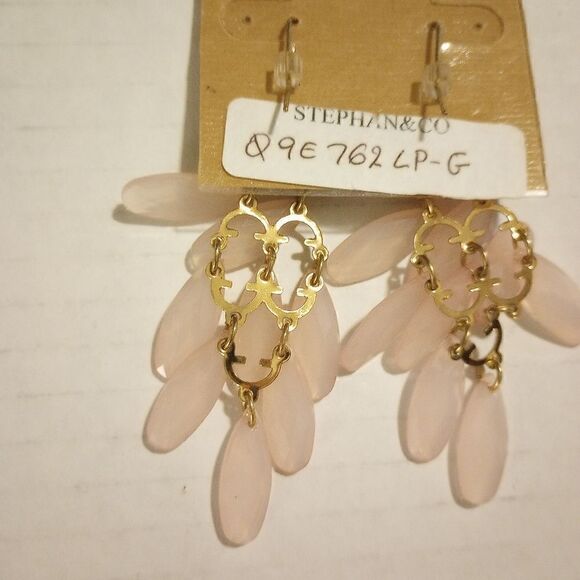 Jewelry bundle with drop earrings and gold trim necklace NWT - Picture 10 of 10